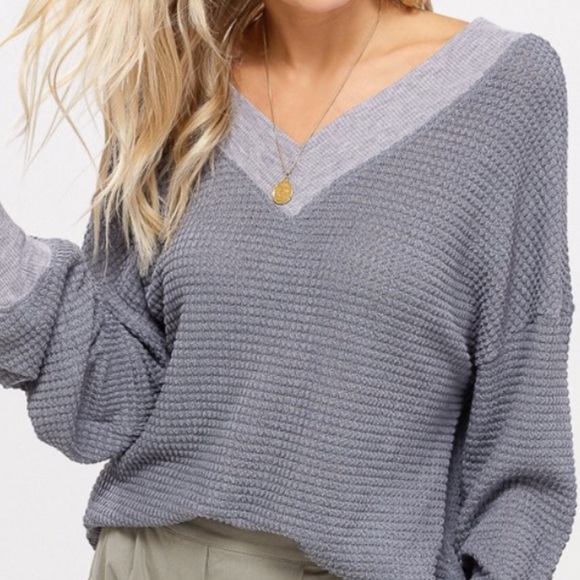 βοΈLast 1! Must Have Soft LS V-Neck Waffle Knit! - Picture 2 of 8